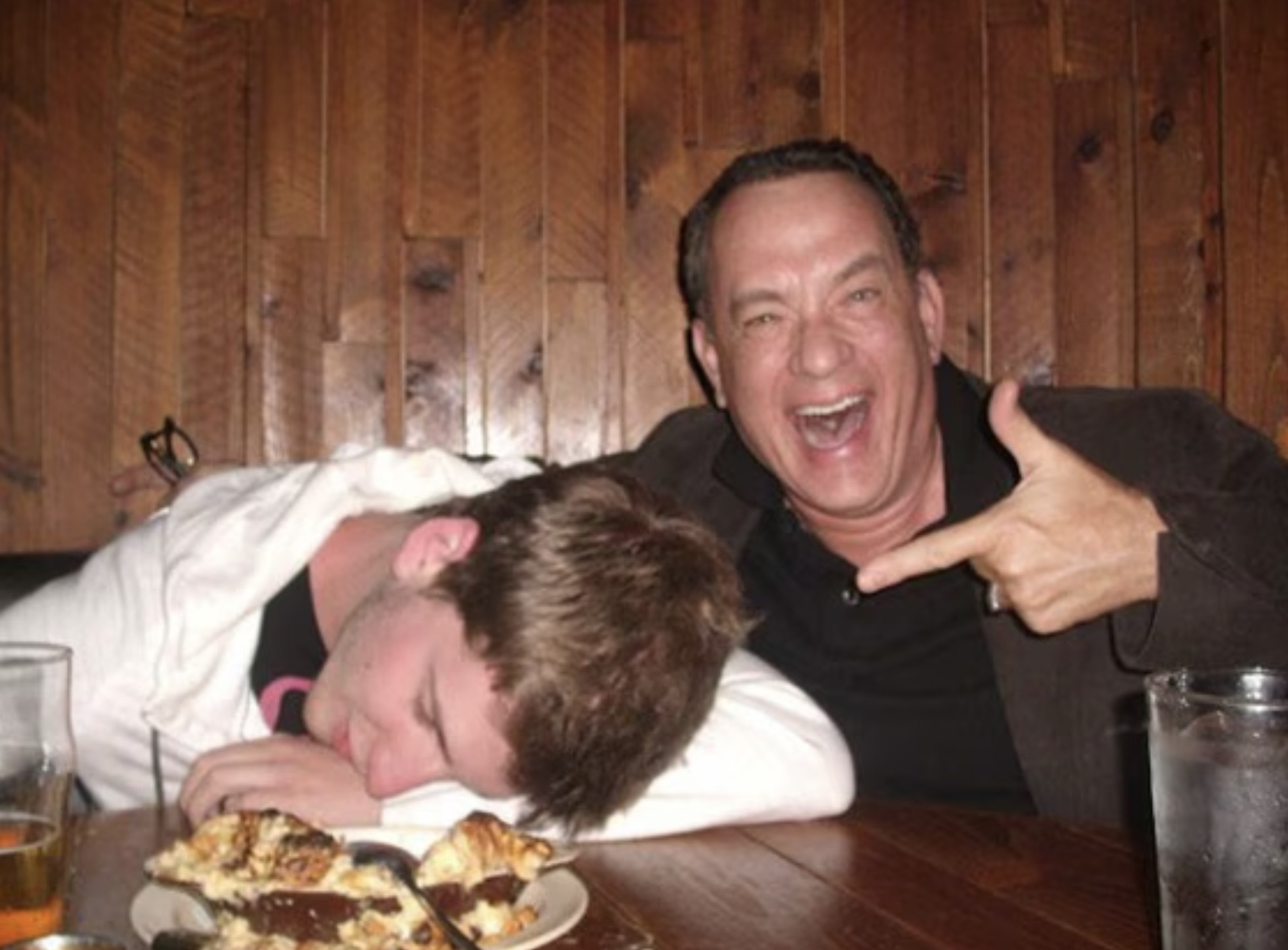 tom hanks bar